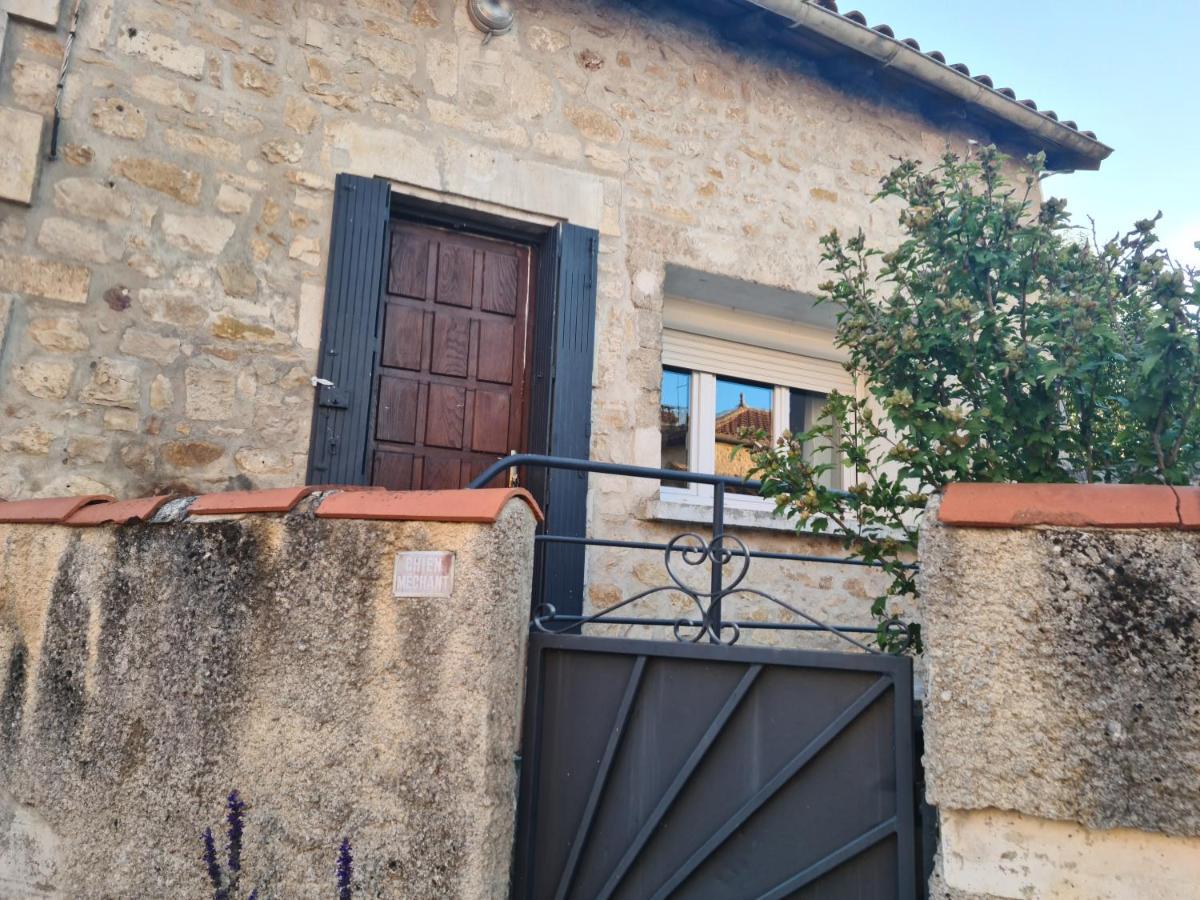 Logement Entier Situe A Taponnat Fleurignac. エクステリア 写真